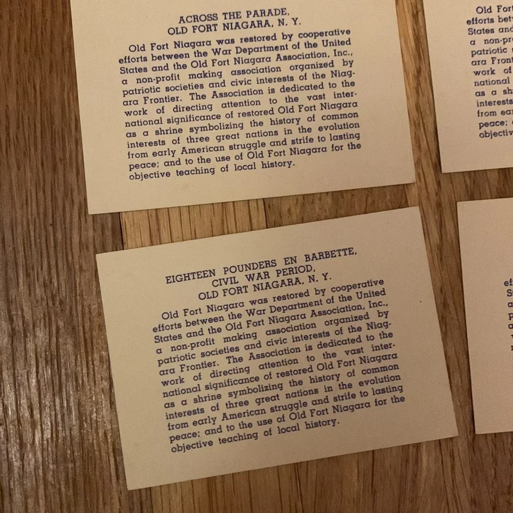20 Colored Souvenir Views of Old Fort Niagara -Complete Set w Original Packaging